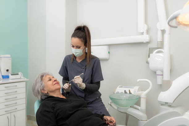 Best Pediatric Emergency Dentist in Saybrook Manor, CT