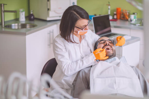 Best Emergency Dental Surgery in Saybrook Manor, CT